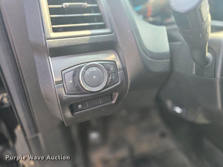 image for item DQ4487 2018 Ford Explorer Police Interceptor  SUV