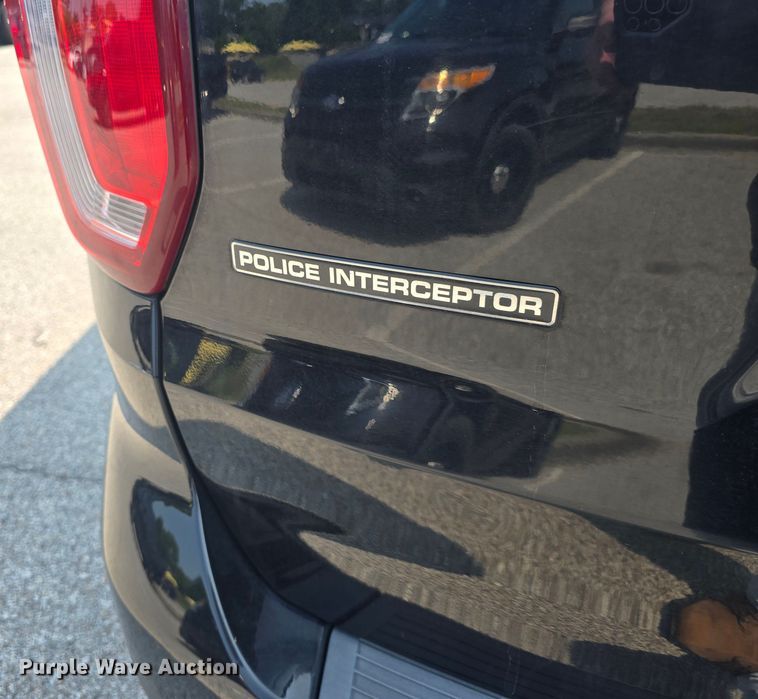 image for item DQ4488 2019 Ford Explorer Police Interceptor  SUV