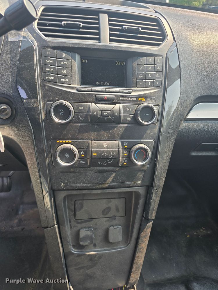 image for item DQ4488 2019 Ford Explorer Police Interceptor  SUV