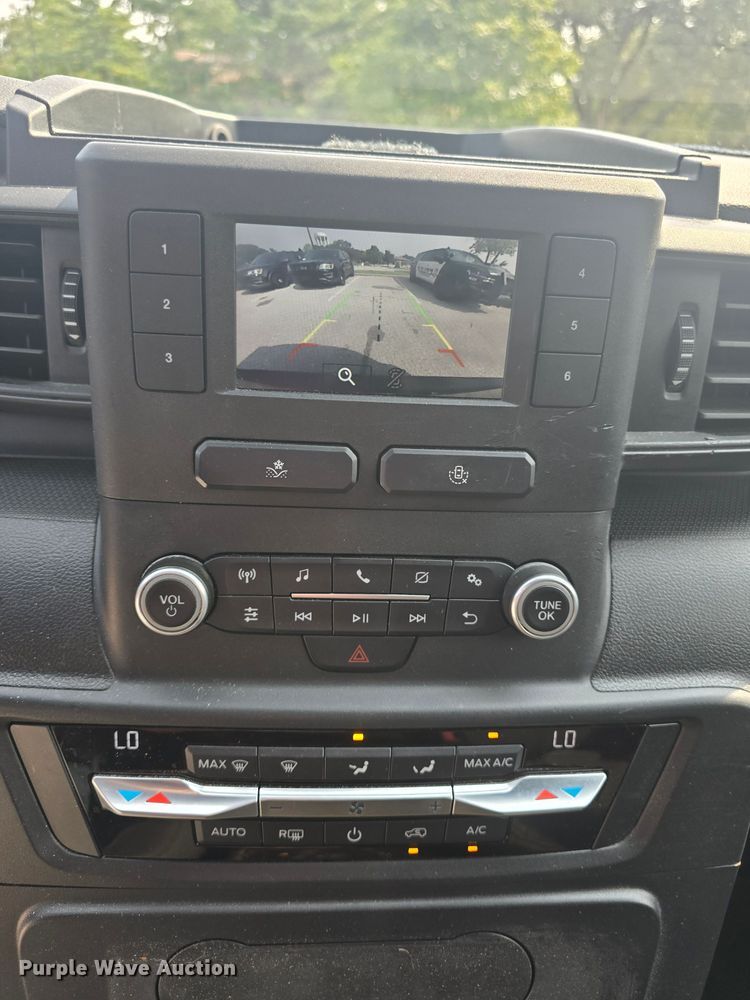 image for item DQ4489 2020 Ford Explorer Police Interceptor  SUV