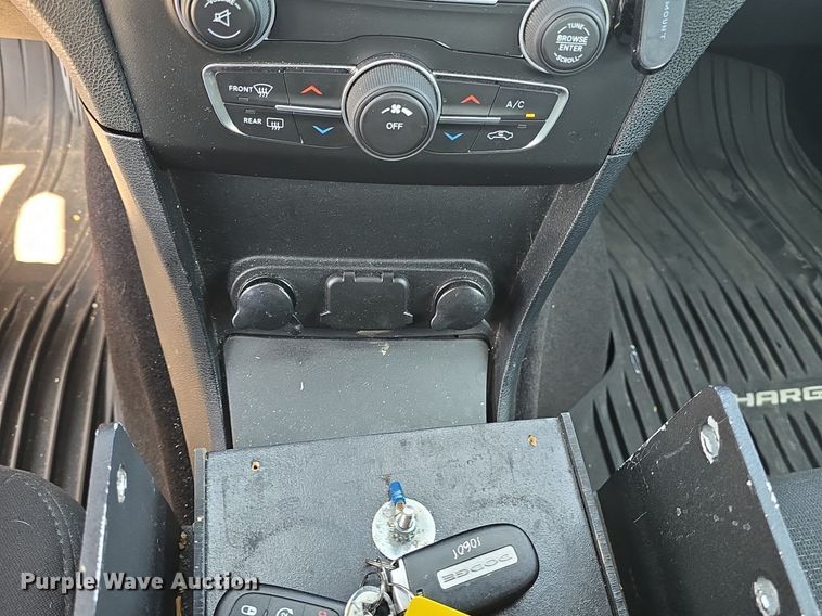 image for item DQ4531 2016 Dodge  Charger Police 