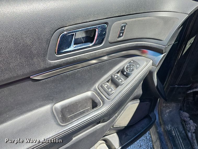 image for item DQ4534 2016 Ford Explorer Police Interceptor  SUV