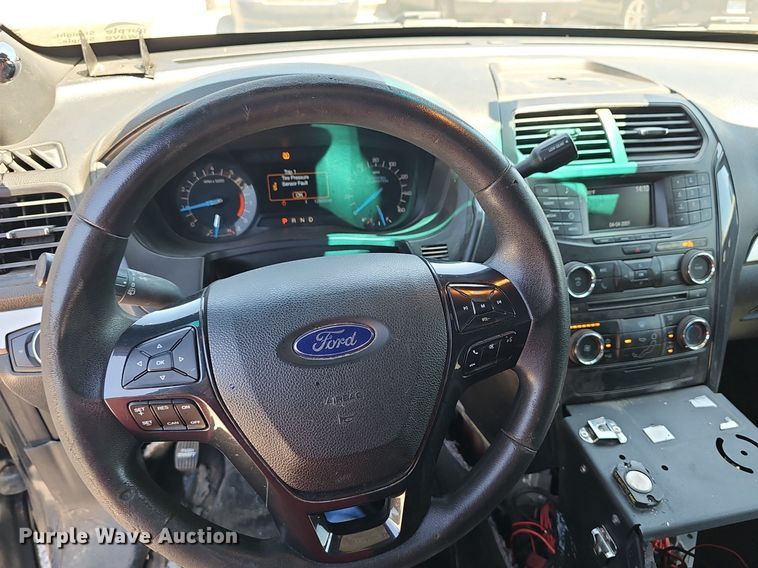 image for item DQ4534 2016 Ford Explorer Police Interceptor  SUV
