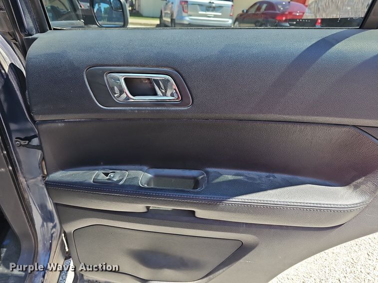 image for item DQ4534 2016 Ford Explorer Police Interceptor  SUV