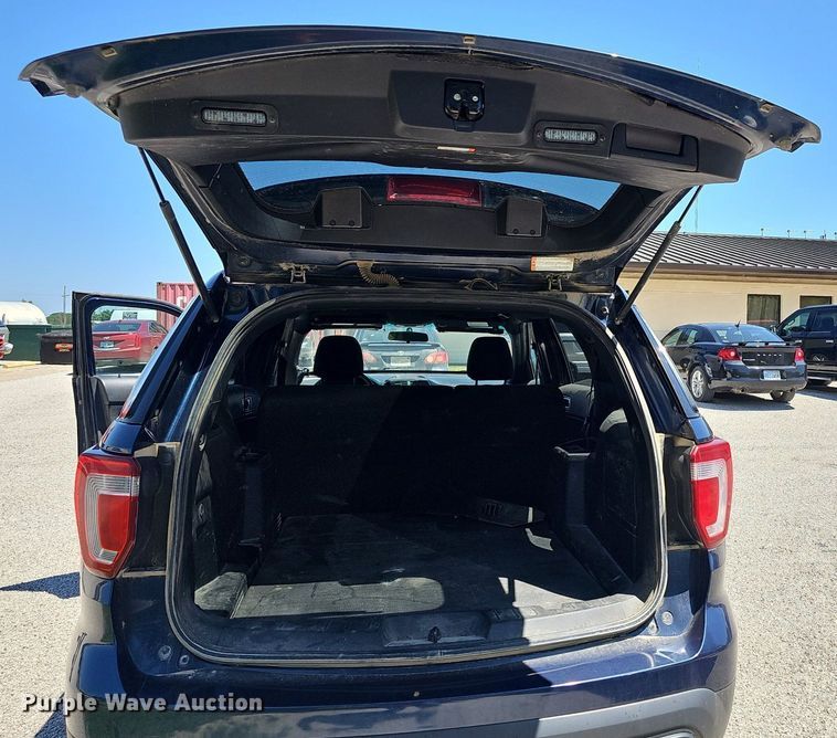 image for item DQ4534 2016 Ford Explorer Police Interceptor  SUV