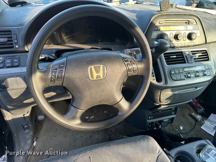 image for item DQ6912 2005 Honda Odyssey van