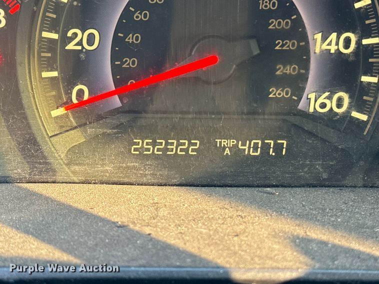 image for item DQ6912 2005 Honda Odyssey van