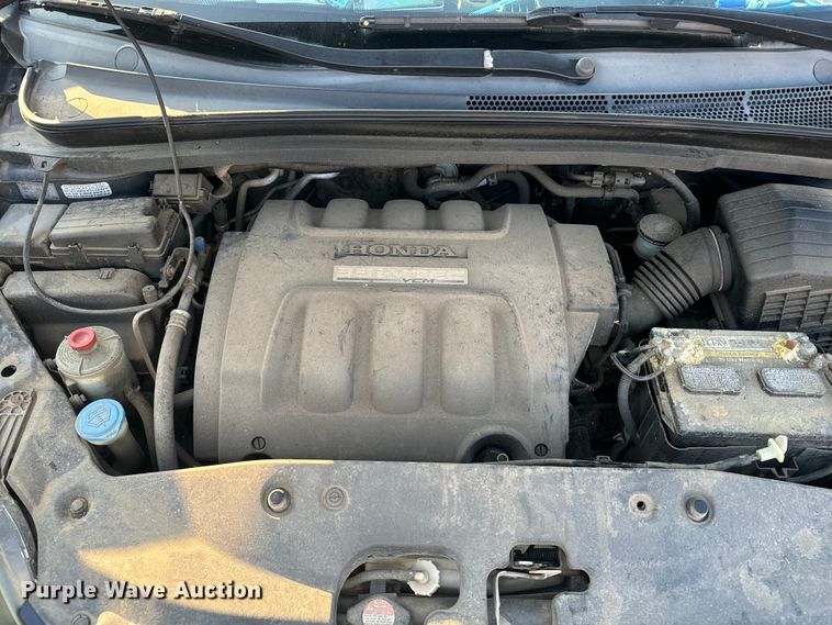 image for item DQ6912 2005 Honda Odyssey van