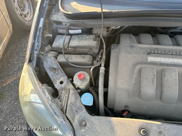 image for item DQ6912 2005 Honda Odyssey van