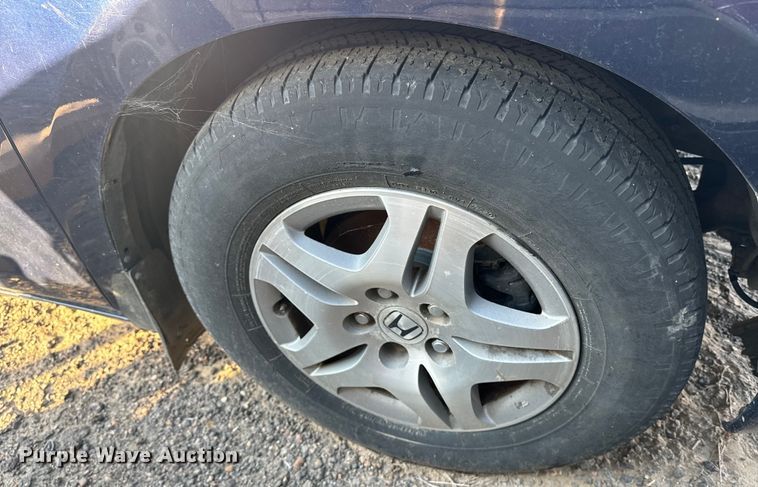 image for item DQ6912 2005 Honda Odyssey van