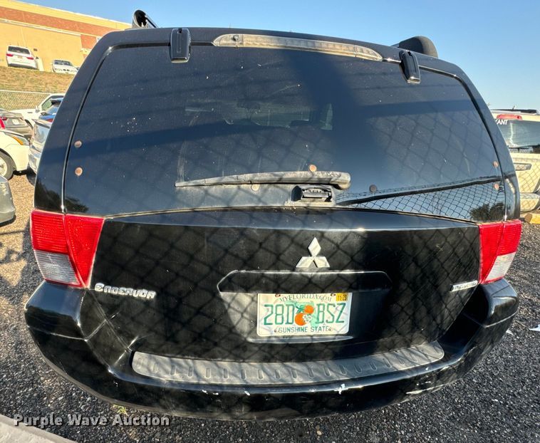 image for item DQ6914 2004 Mitsubishi  Endeavor SUV