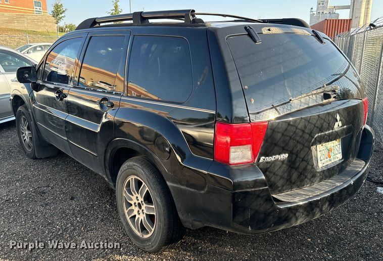 image for item DQ6914 2004 Mitsubishi  Endeavor SUV