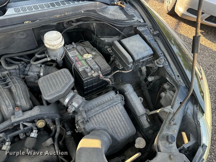 image for item DQ6914 2004 Mitsubishi  Endeavor SUV