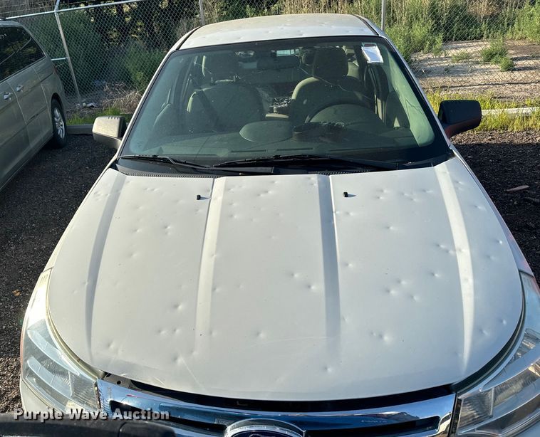 image for item DQ6915 2010 Ford Focus 