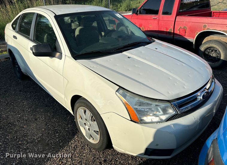 image for item DQ6915 2010 Ford Focus 
