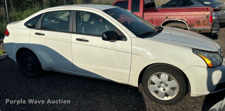 image for item DQ6915 2010 Ford Focus 