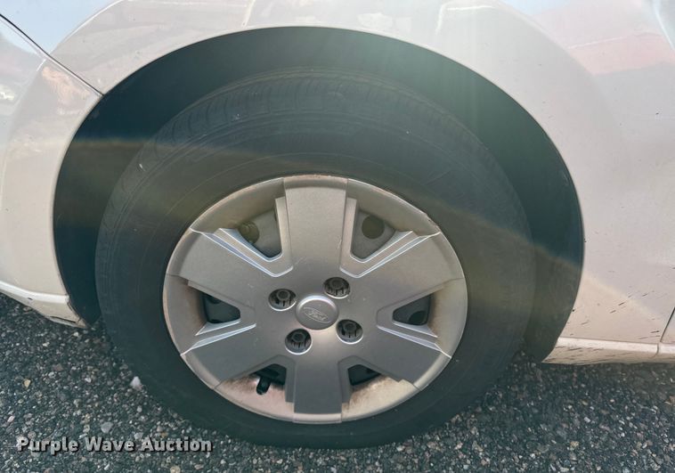 image for item DQ6915 2010 Ford Focus 