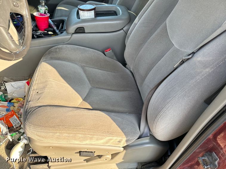 image for item DQ6916 2003 GMC Yukon SUV