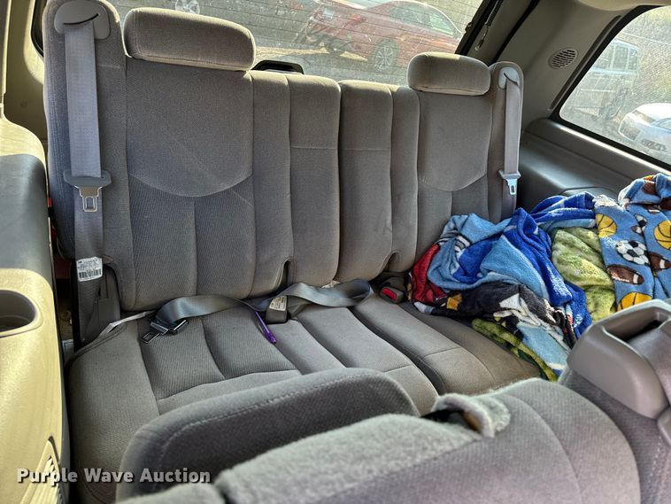 image for item DQ6916 2003 GMC Yukon SUV