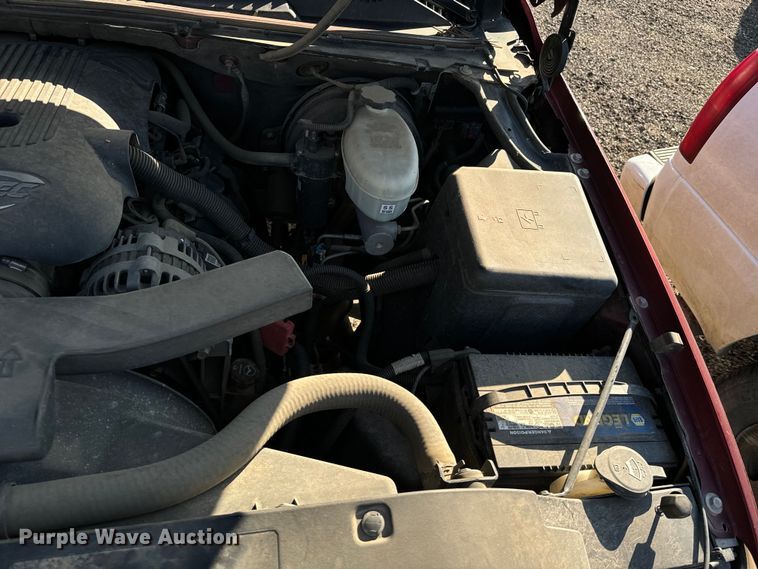 image for item DQ6916 2003 GMC Yukon SUV