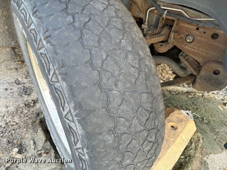 image for item DQ6916 2003 GMC Yukon SUV