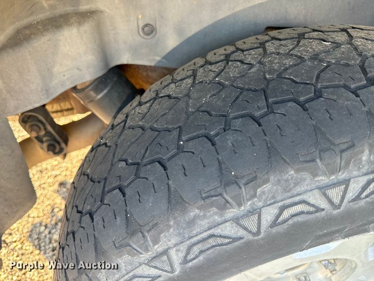 image for item DQ6916 2003 GMC Yukon SUV