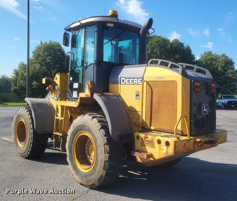 image for item DR4890 2005 John Deere  444J wheel loader