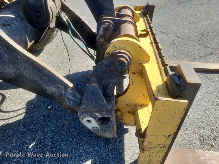 image for item DR4890 2005 John Deere  444J wheel loader