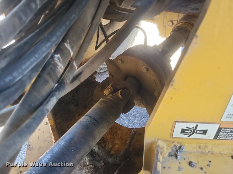 image for item DR4890 2005 John Deere  444J wheel loader