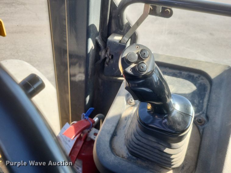 image for item DR4890 2005 John Deere  444J wheel loader