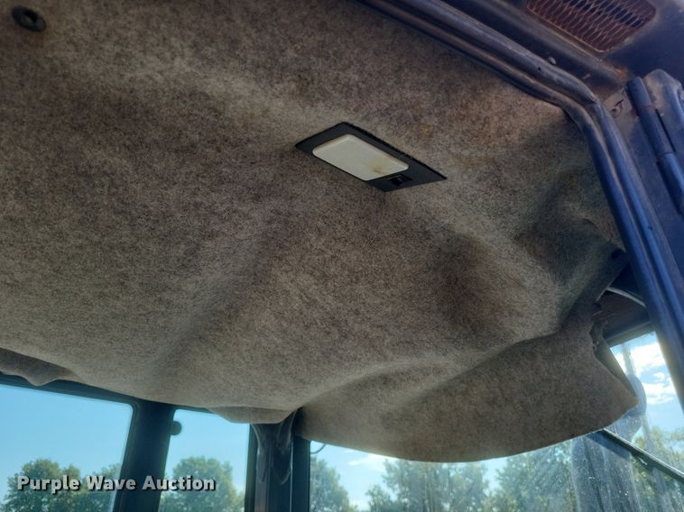 image for item DR4890 2005 John Deere  444J wheel loader