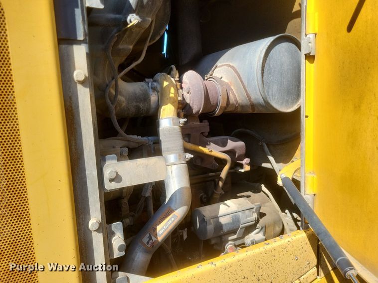 image for item DR4890 2005 John Deere  444J wheel loader