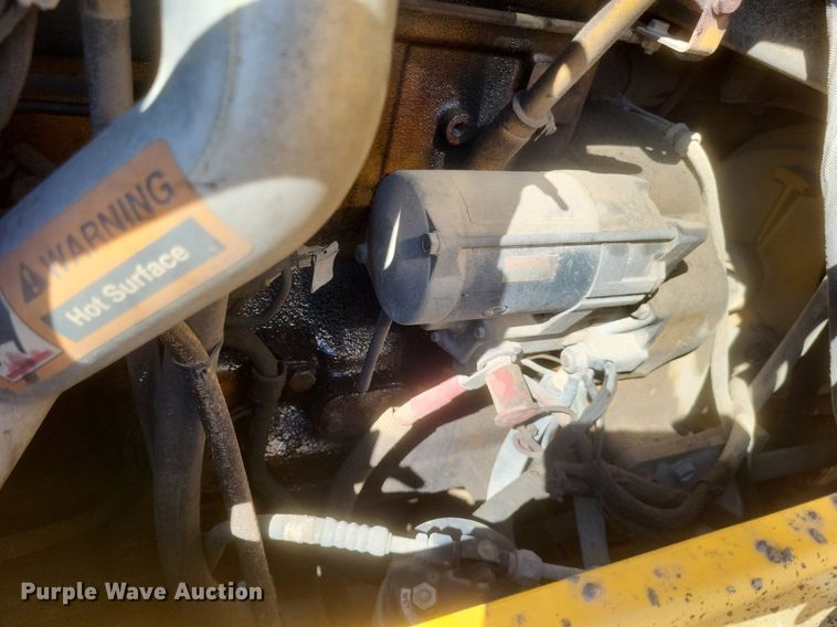 image for item DR4890 2005 John Deere  444J wheel loader