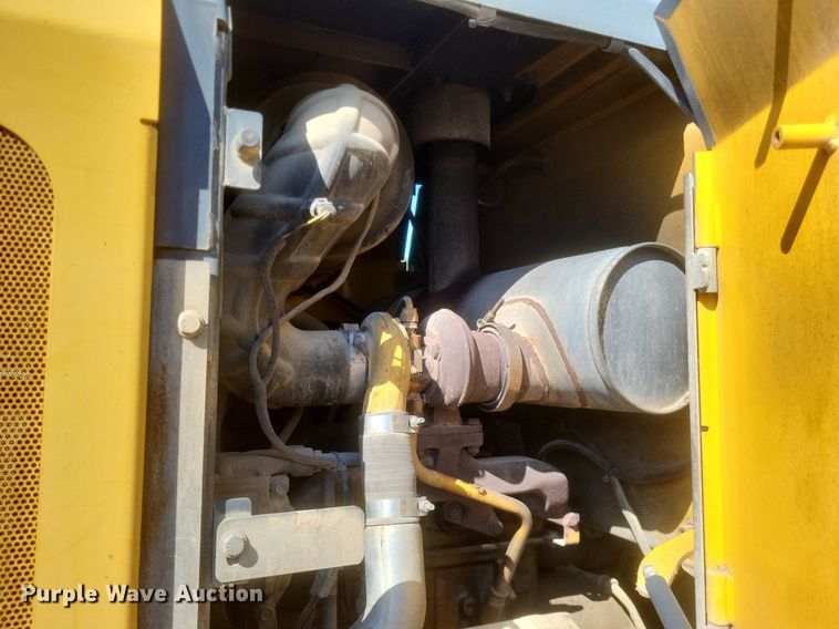 image for item DR4890 2005 John Deere  444J wheel loader