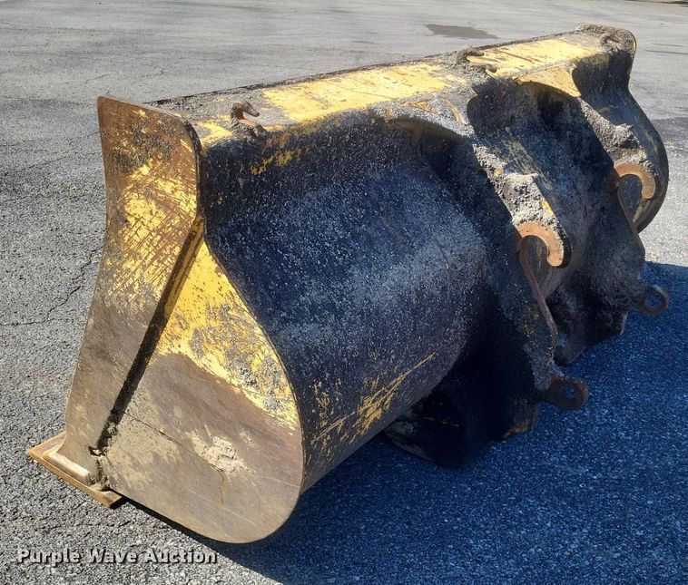 image for item DR4890 2005 John Deere  444J wheel loader