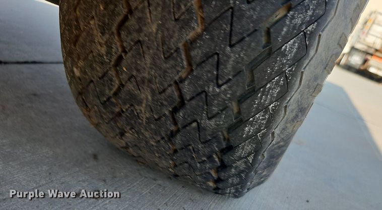 image for item DR8732 (3) golf carts