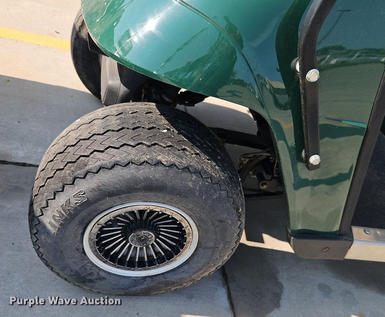 image for item DR8732 (3) golf carts