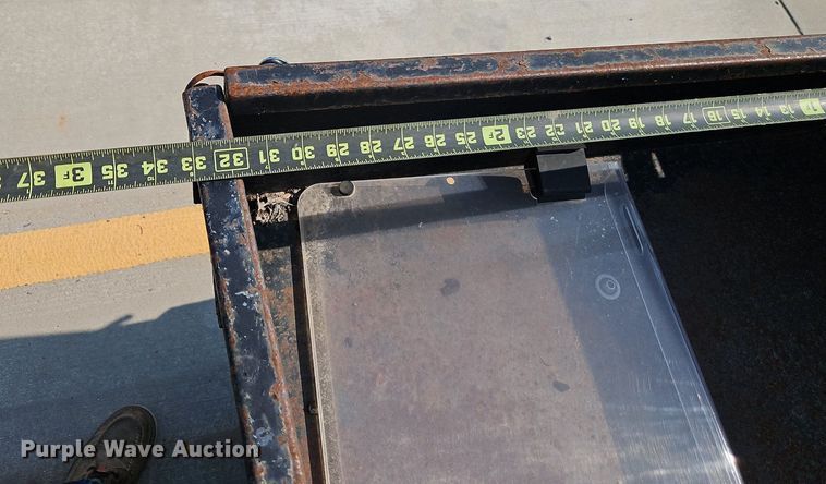 image for item DR8732 (3) golf carts