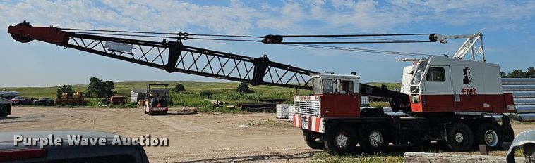 image for item DS4651 1982 FMC Link-Belt HC-78B crane