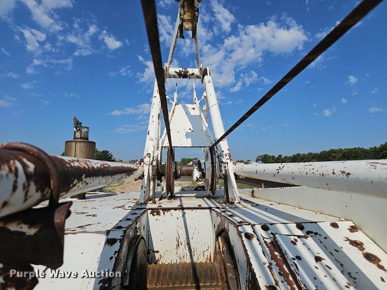 image for item DS4651 1982 FMC Link-Belt HC-78B crane