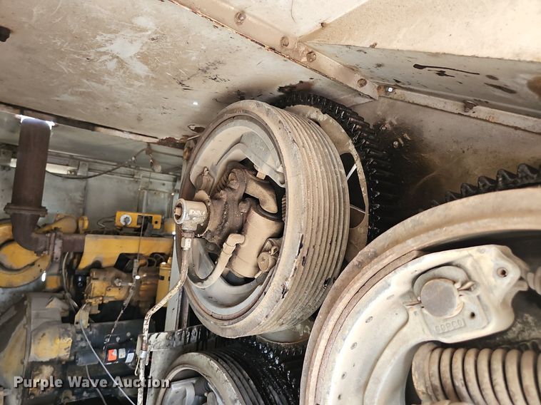 image for item DS4651 1982 FMC Link-Belt HC-78B crane