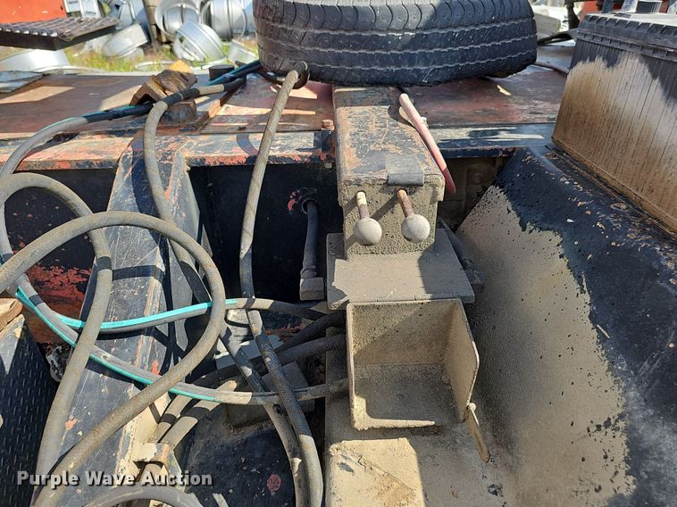 image for item DS4651 1982 FMC Link-Belt HC-78B crane