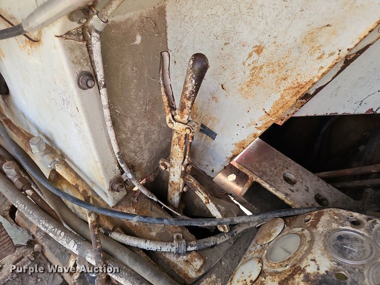 image for item DS4651 1982 FMC Link-Belt HC-78B crane