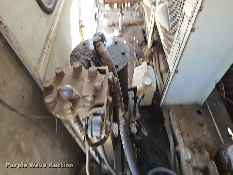 image for item DS4651 1982 FMC Link-Belt HC-78B crane