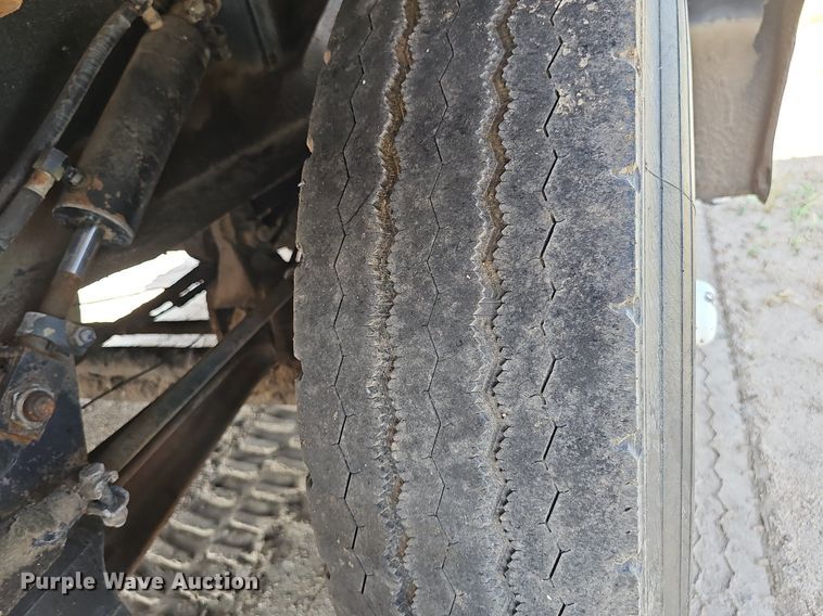 image for item DS4651 1982 FMC Link-Belt HC-78B crane