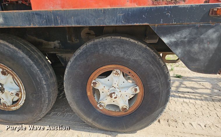 image for item DS4651 1982 FMC Link-Belt HC-78B crane