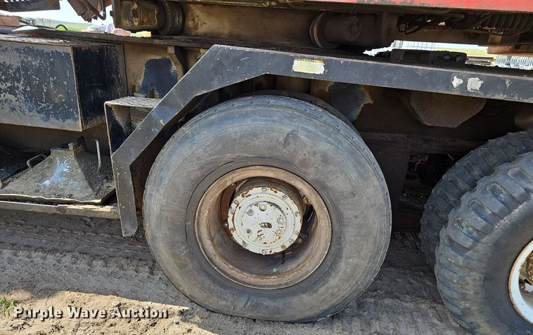 image for item DS4651 1982 FMC Link-Belt HC-78B crane