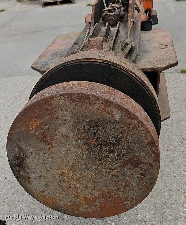 image for item DS4653 McKiernan Terry DE30B Pile driving hammer