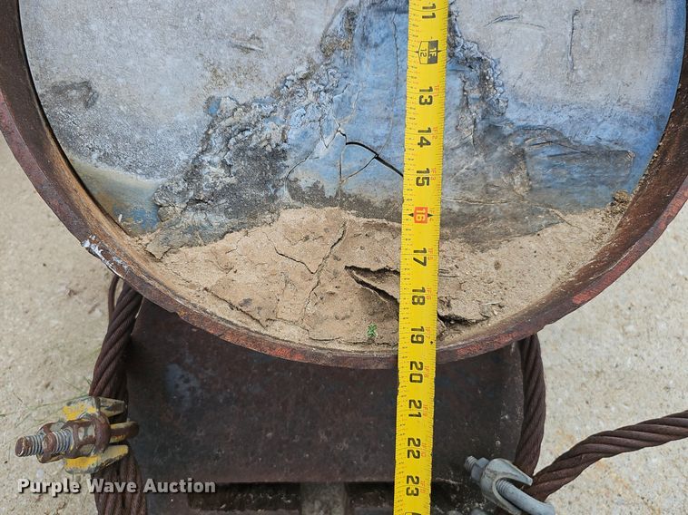 image for item DS4653 McKiernan Terry DE30B Pile driving hammer