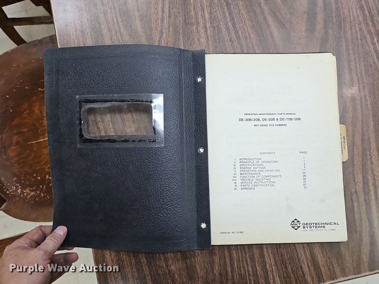 image for item DS4653 McKiernan Terry DE30B Pile driving hammer